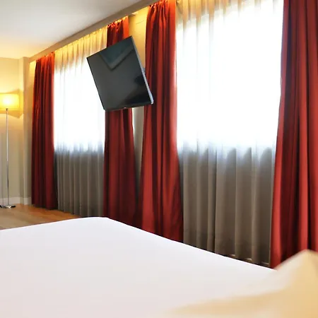Eurohotel Diagonal Port Отель Барселона