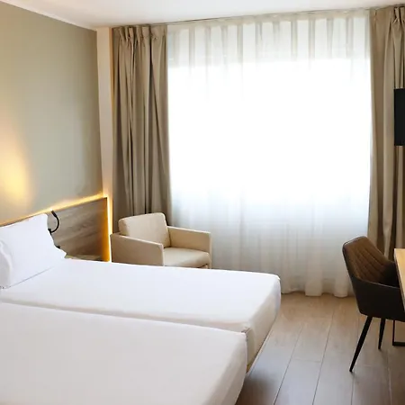 Eurohotel Diagonal Port Отель Барселона