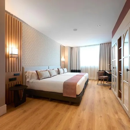 Otel Catalonia Ramblas 4* Sup Barselona