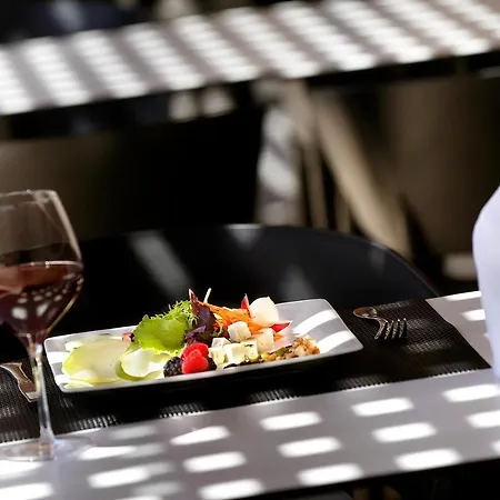 Hcc St. Moritz Hotel 4*