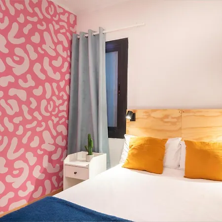 Spacious And Comfortable In The Center Lägenhet *