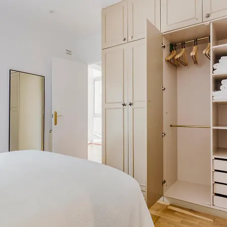 Blueground De Gracia Ac Wd Nr Park Bcn-176 Apartment Barcelona