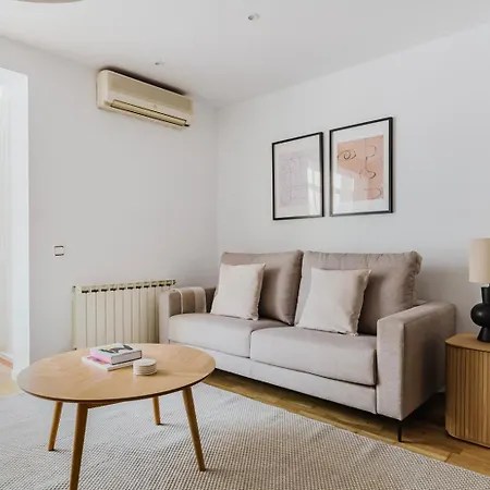 Blueground De Gracia Ac Wd Nr Park Bcn-176 Apartment