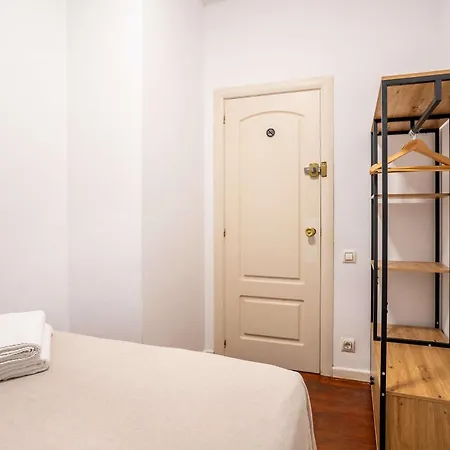 Next To Sagrada Familia 4-bedroom * Barcelona