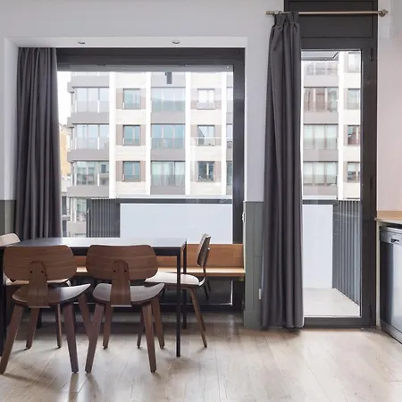 Enjoybcn Patio De Gala Appartement *
