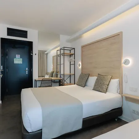 מלון Casa Lit 3*