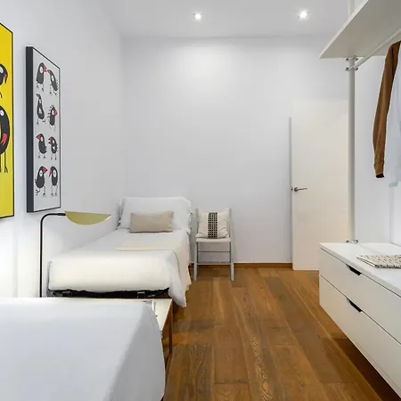 Апартаменты Aspasios Rambla Catalunya