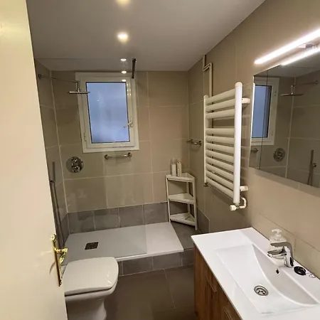 Apartment Centro Example *