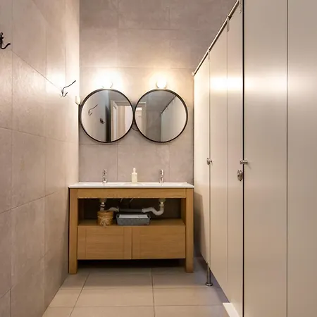B21-apartamento Modernista Grupos *
