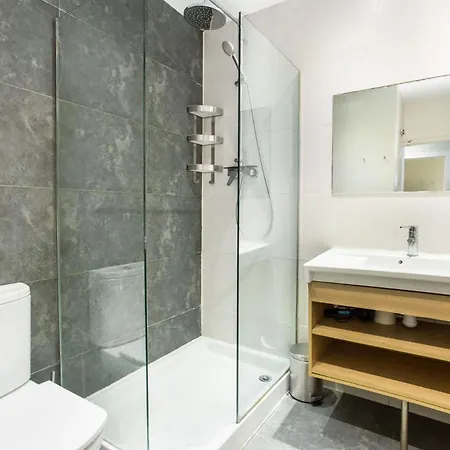 Apartamento 4bedroom With Balcony In Ramblas 3-2