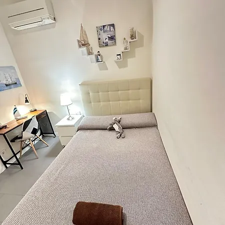 Rooms On Balmes Bed & Breakfast *