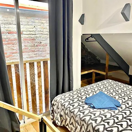 Estudio Nuevo! Al Lado Del Metro L1 L4 L5 Appartement