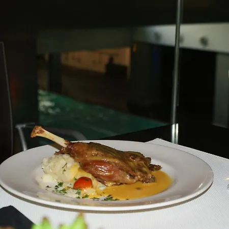 Castro Exclusive Residences Sagrada Familia Apart Otel Barselona