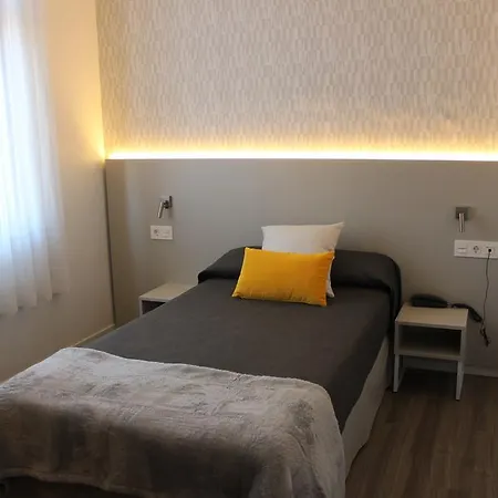 אכסניה Residencia D'investigadors *