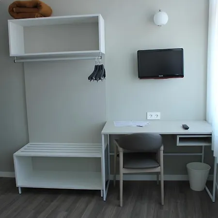 Residencia D'investigadors אכסניה ברצלונה