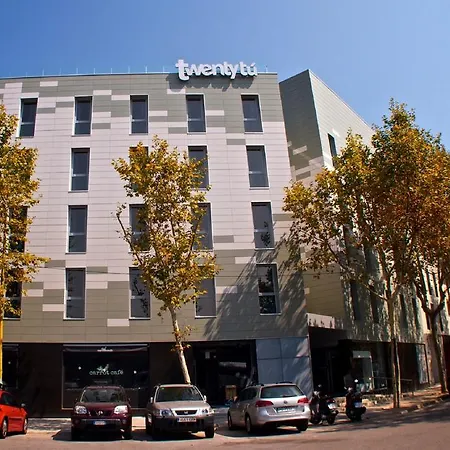 Hostel Twentytu Barcelona