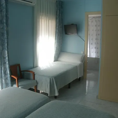 Hostel Marina Folch *