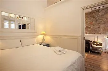 Apartment Nextdoor Gaudi Barcelona