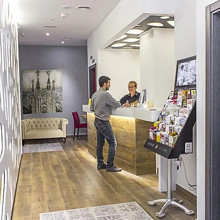 Apart-Suites Hostemplo Apartment Barcelona