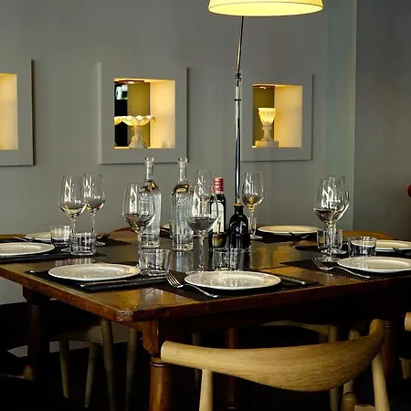 Emilia Hotell Barcelona