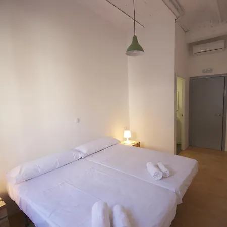 Bed & Bike Auberge de jeunesse *