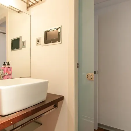 Travessera De Gracia Apartment Barcelona