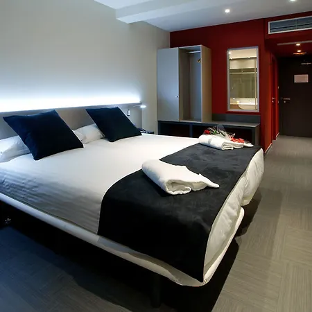 Leonardo Boutique Sagrada Familia 3* ברצלונה