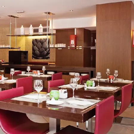 Ilunion Auditori Hotel