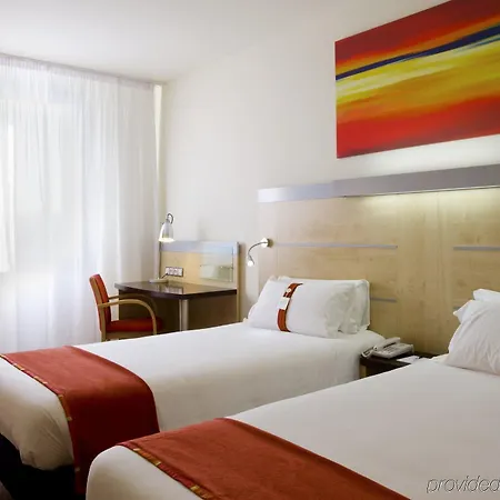 Holiday Express City 22@ By Ihg Отель Барселона
