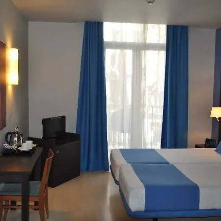 Hotel Oriente Atiram
