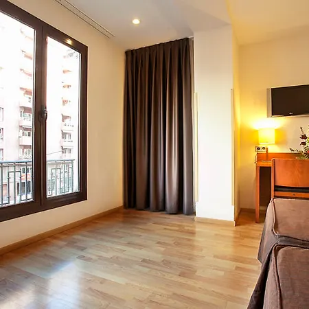 Via Augusta Hotel