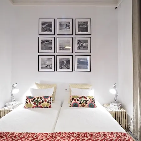 Apartment Way To Bcn Casa Rovira
