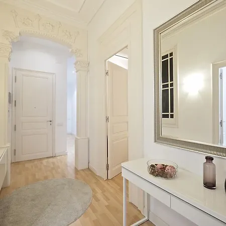 Apartment Way To Bcn Casa Rovira *