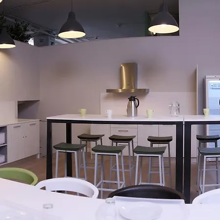 Hostel Hola Eixample Barcelona