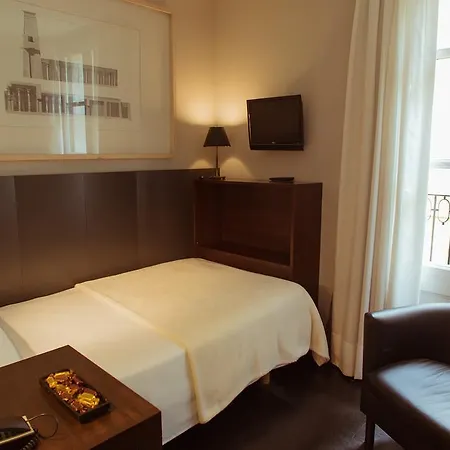 Hotel Banys Orientals 3*