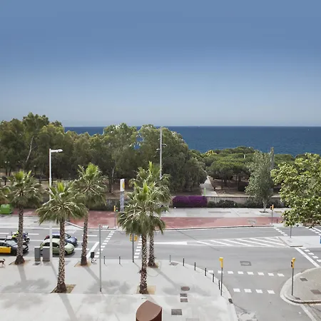 Apartament Urban District - Rambla & Pool Barcelona