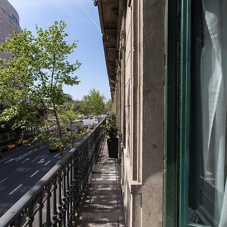 イザイラ プラザ カタルーニャ 3*