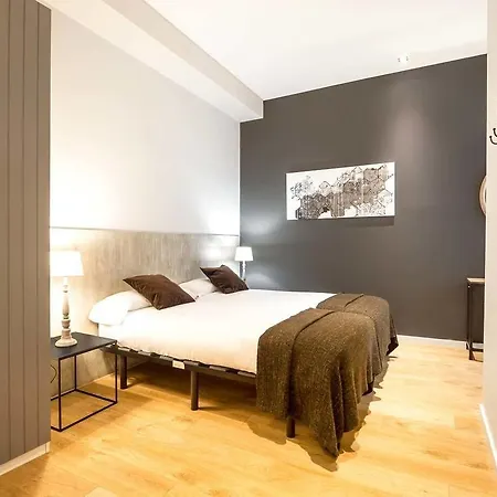 Rent Near Plaza De Catalunya Apartment *