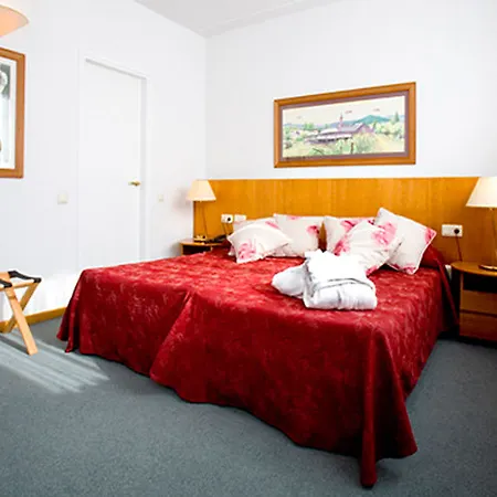 Atenea Hotel 4*