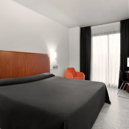 Onix Fira Hotel 3*