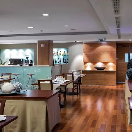 Hotel Mariano Cubi