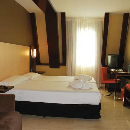 Ilunion Almirante Hotel 4*