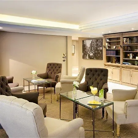 Acta City47 Hotel 4*
