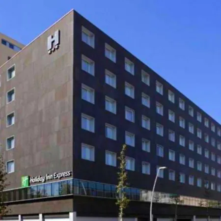 Holiday Express City 22@ By Ihg Отель 3*