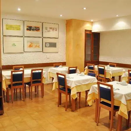 Alguer Camp Nou Hotel 2*