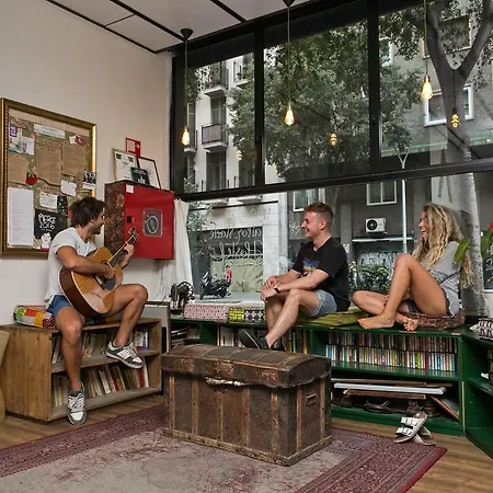 Pars Tailor'S Hostel