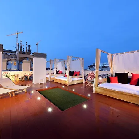 Castro Exclusive Residences Sagrada Familia 5* Barselona
