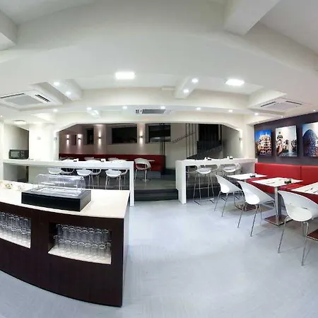 Leonardo Boutique Sagrada Familia מלון