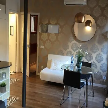 Apartment Inside Mercat