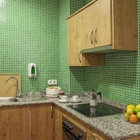 Ainb Ramblas-guardia Apartamento *